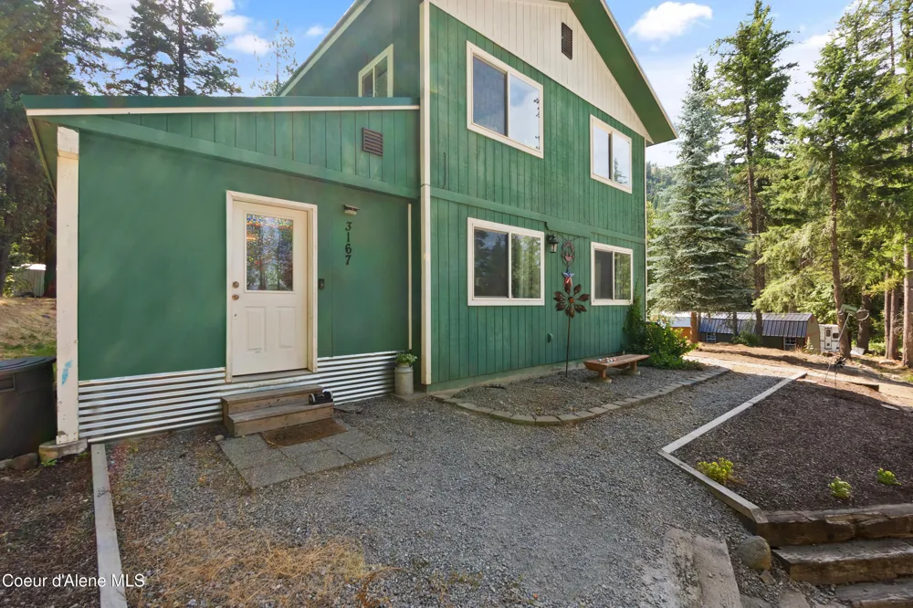 3167 S Sagle Road Sagle, ID 83860