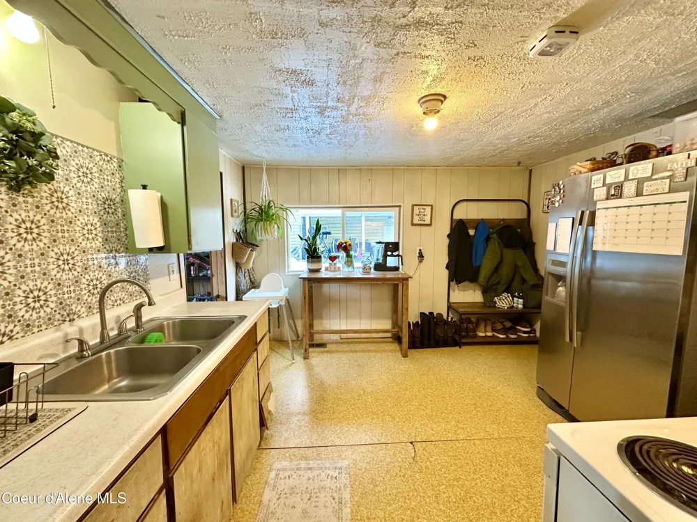 603 E Larch Avenue Osburn, ID 83849