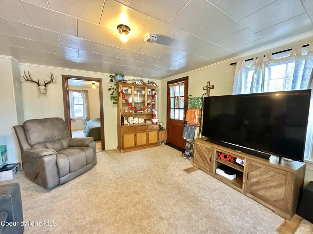 603 E Larch Avenue Osburn, ID 83849
