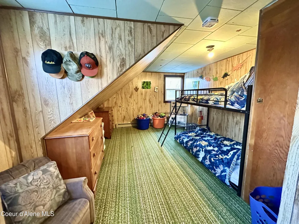 603 E Larch Avenue Osburn, ID 83849