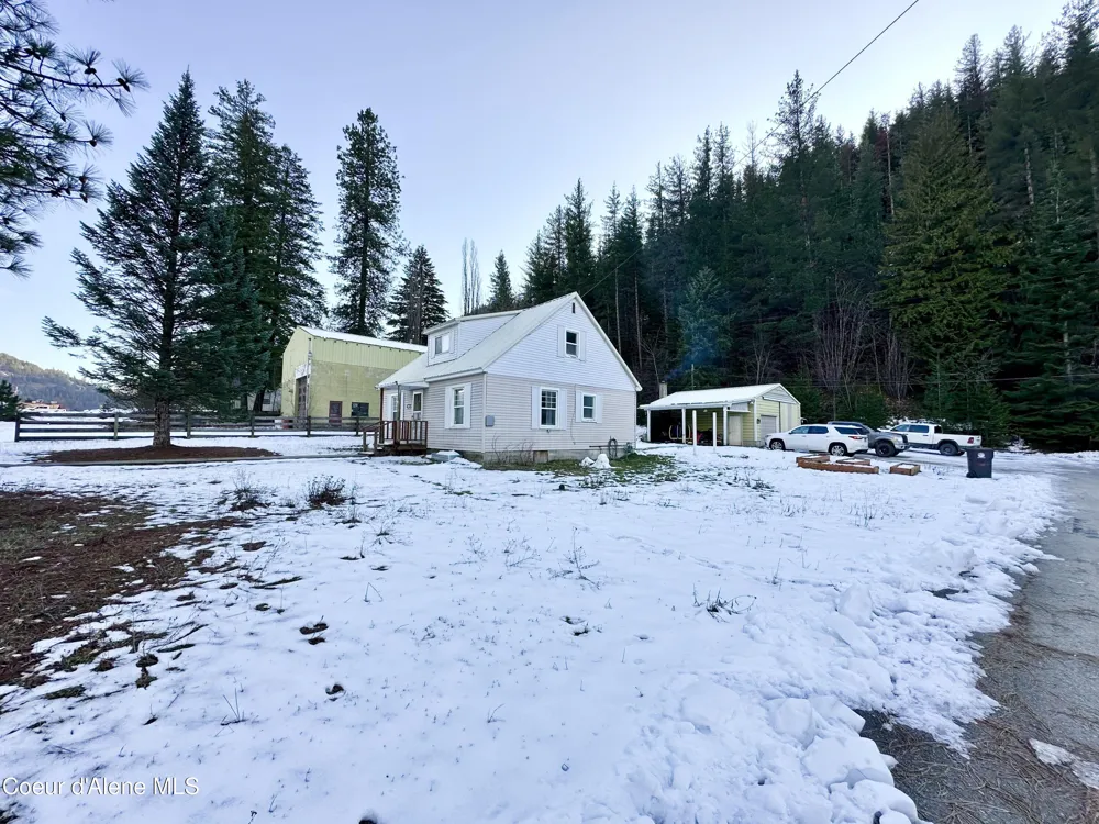 603 E Larch Avenue Osburn, ID 83849