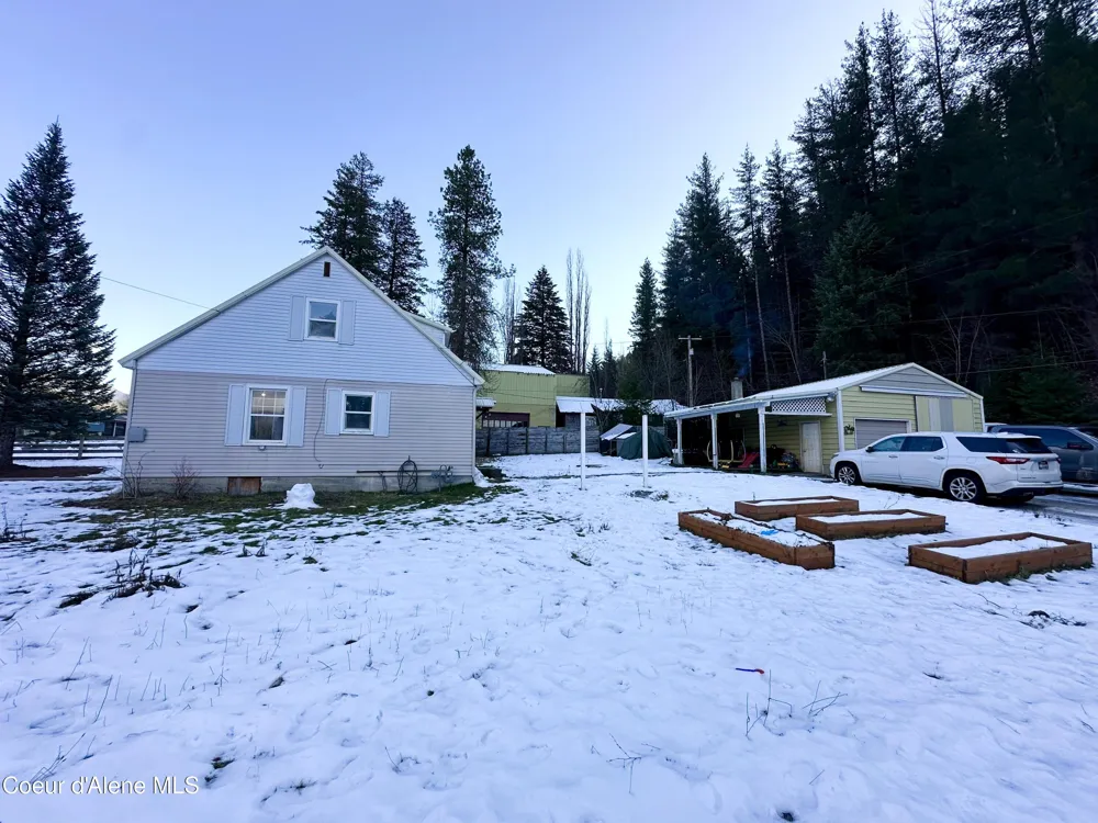 603 E Larch Avenue Osburn, ID 83849