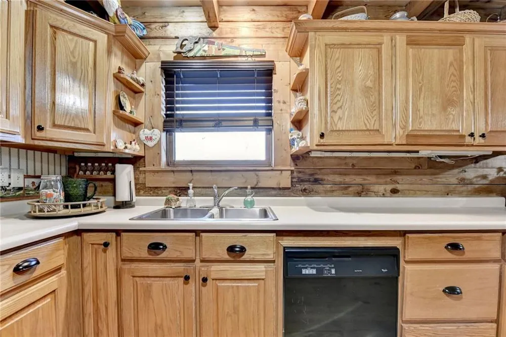 156 Bel Air Drive Maysville, GA 30558