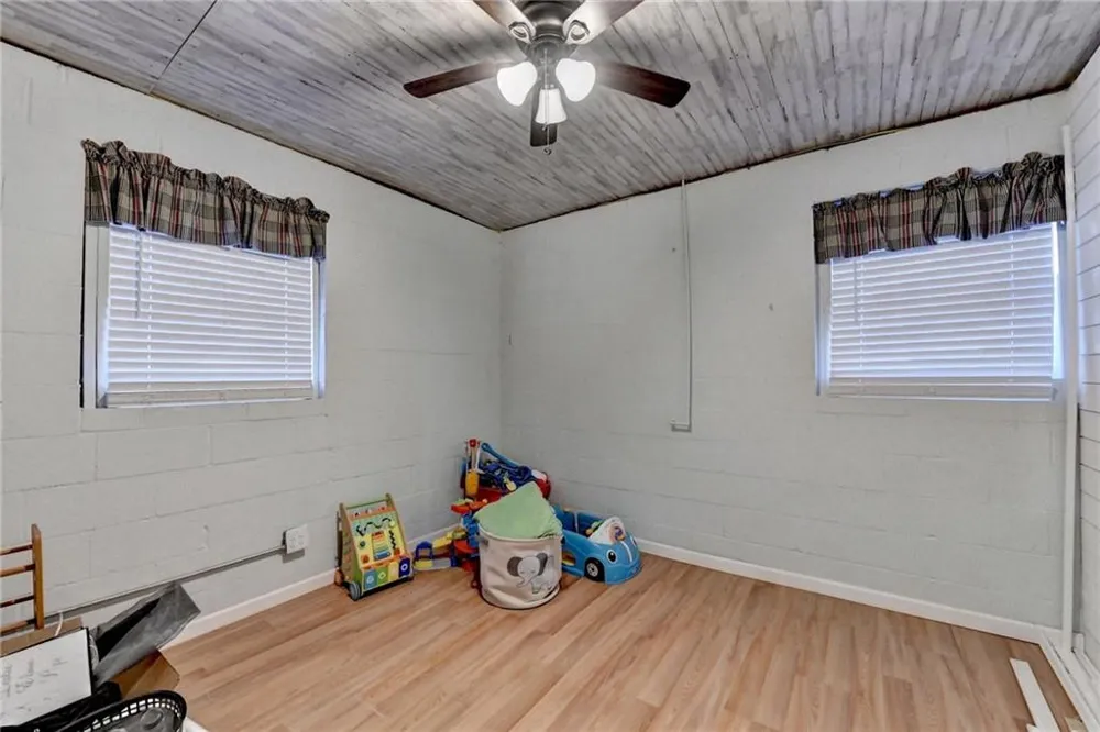 156 Bel Air Drive Maysville, GA 30558