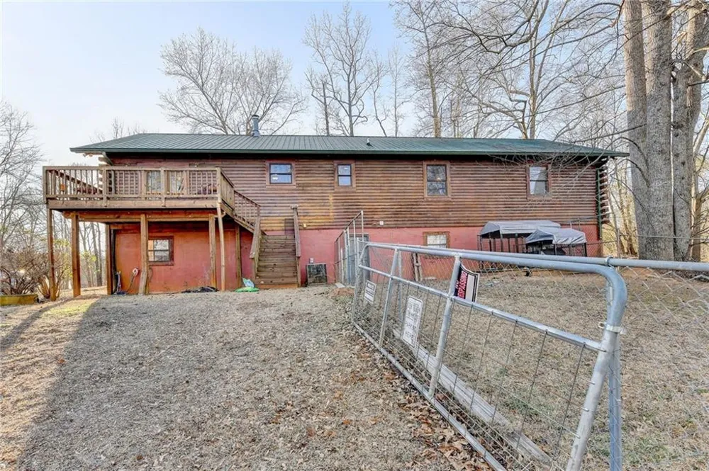 156 Bel Air Drive Maysville, GA 30558