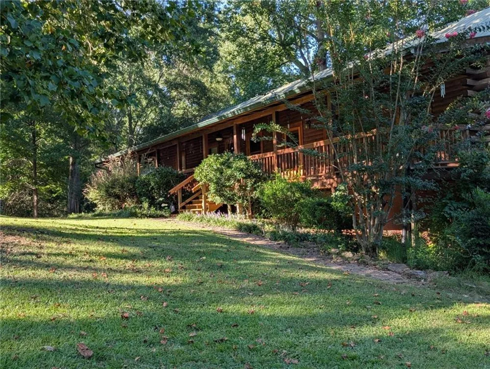 156 Bel Air Drive Maysville, GA 30558