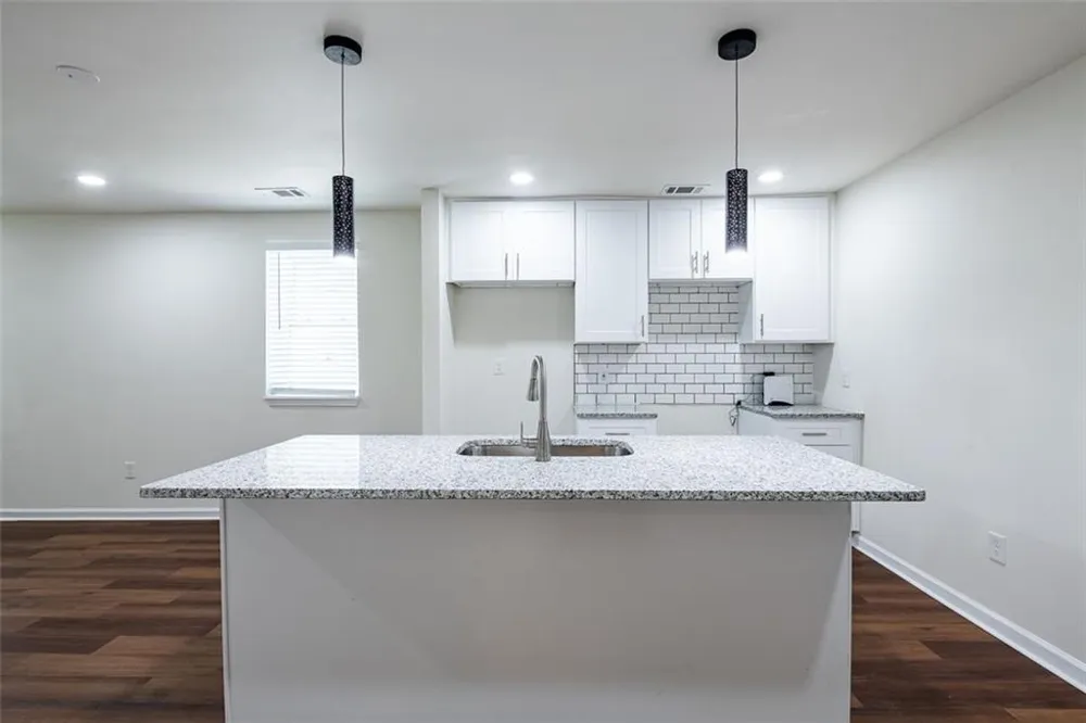 452 PAINES AVENUE NW