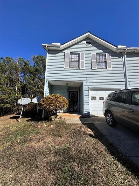 1602 Pine Tree Trail