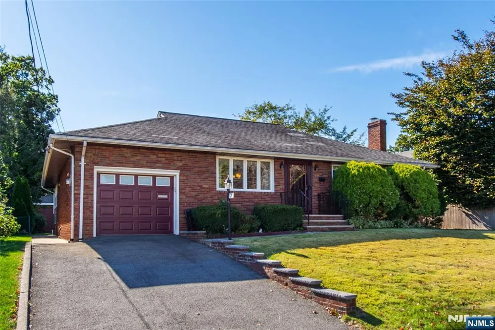 15 Saint Michaels Place