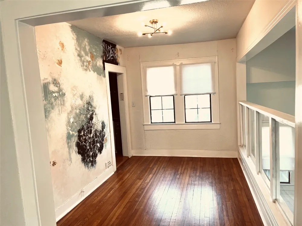 4039 Roswell Street Dallas, TX 75219
