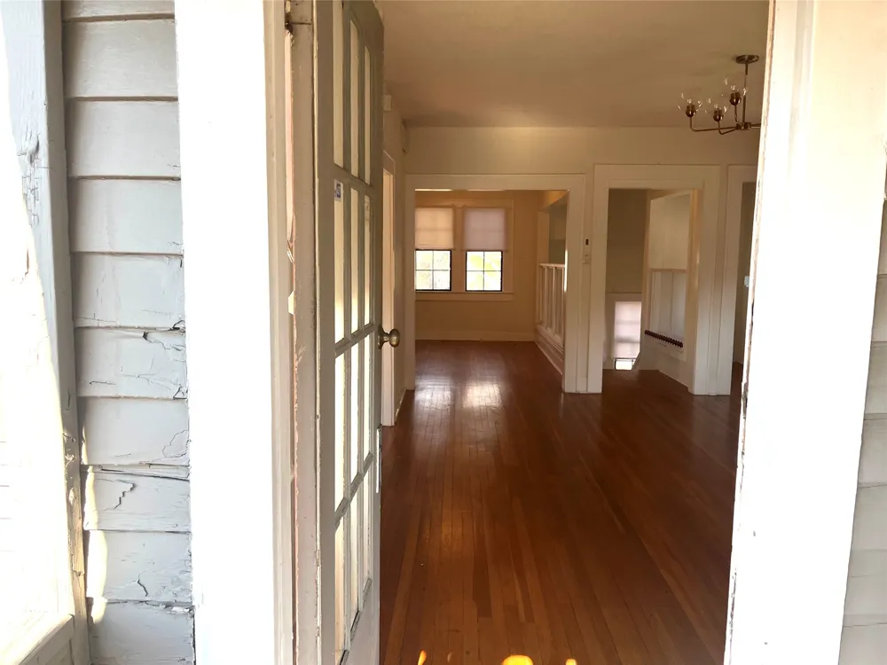4039 Roswell Street Dallas, TX 75219