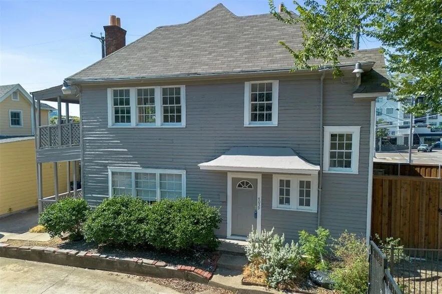 4039 Roswell Street Dallas, TX 75219