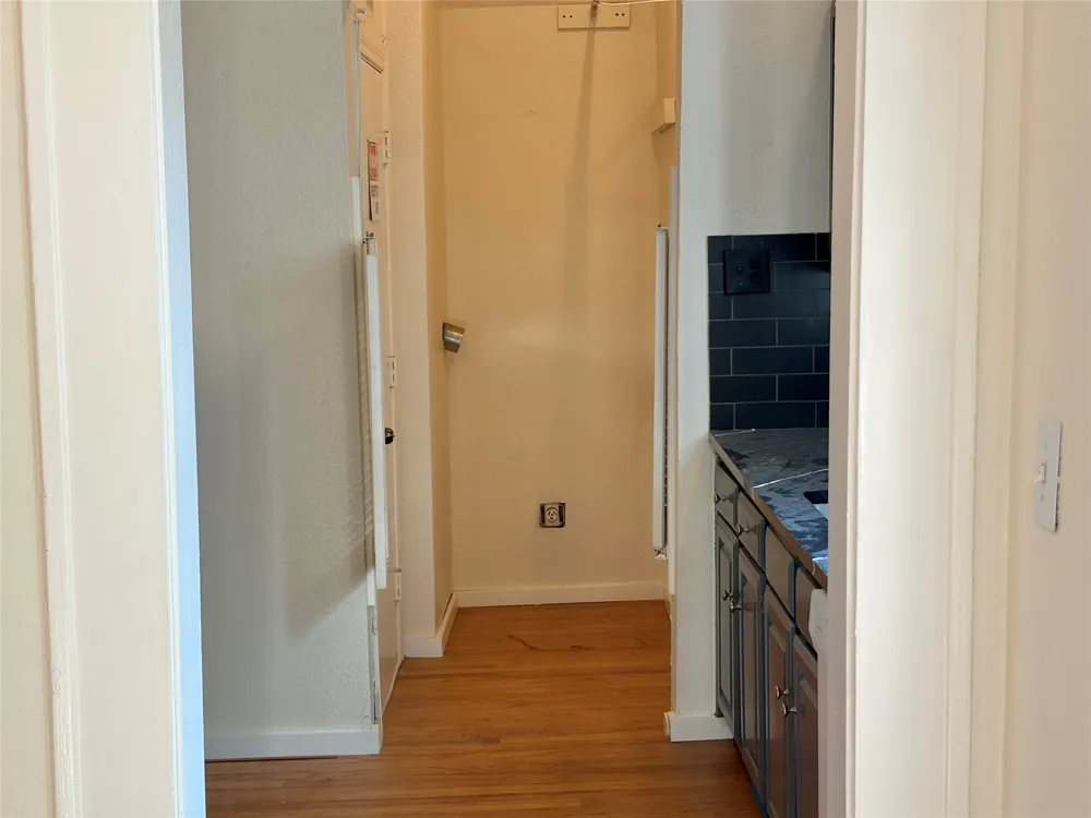 4039 Roswell Street Dallas, TX 75219