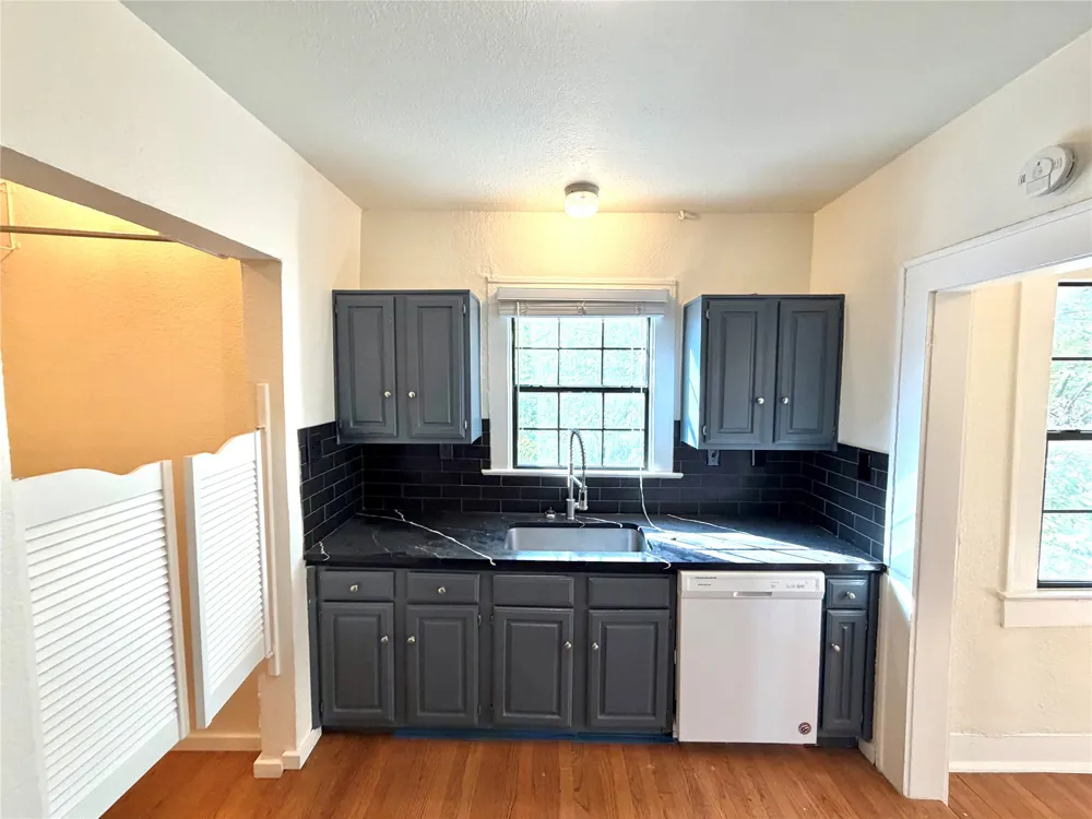 4039 Roswell Street Dallas, TX 75219