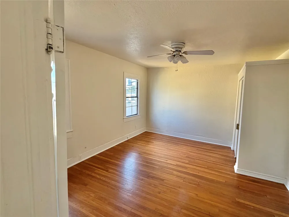 4039 Roswell Street Dallas, TX 75219