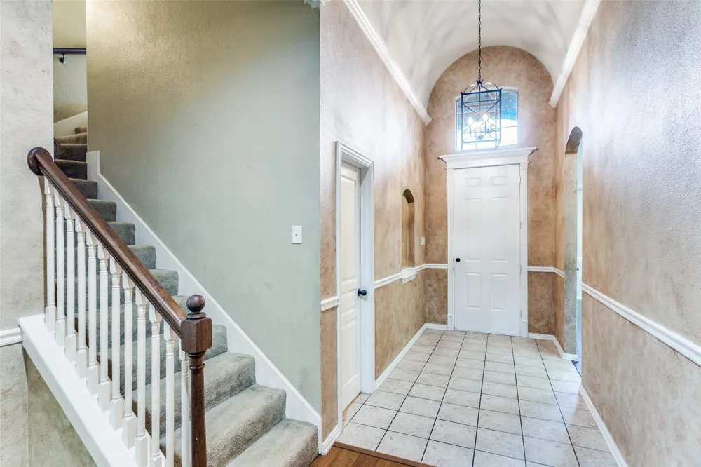 8312 Teja Trail Benbrook, TX 76126
