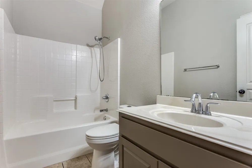 8312 Teja Trail Benbrook, TX 76126