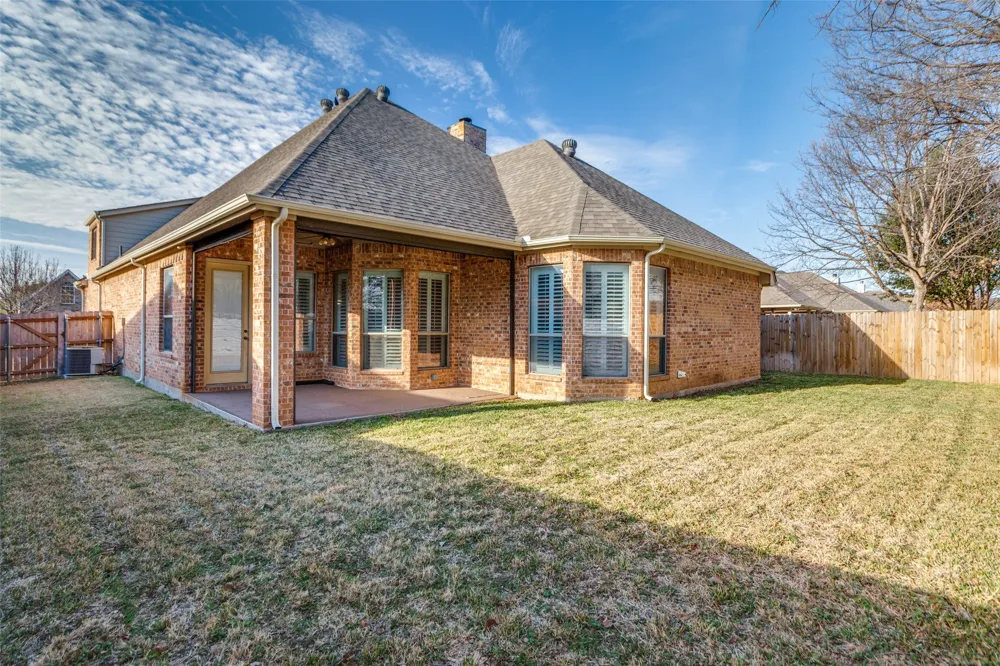 8312 Teja Trail Benbrook, TX 76126