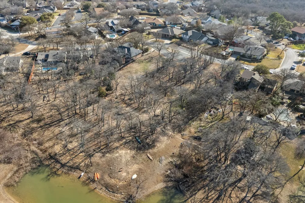18 Royal Oaks Boulevard Hickory Creek, TX 75065