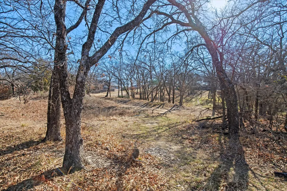 18 Royal Oaks Boulevard Hickory Creek, TX 75065