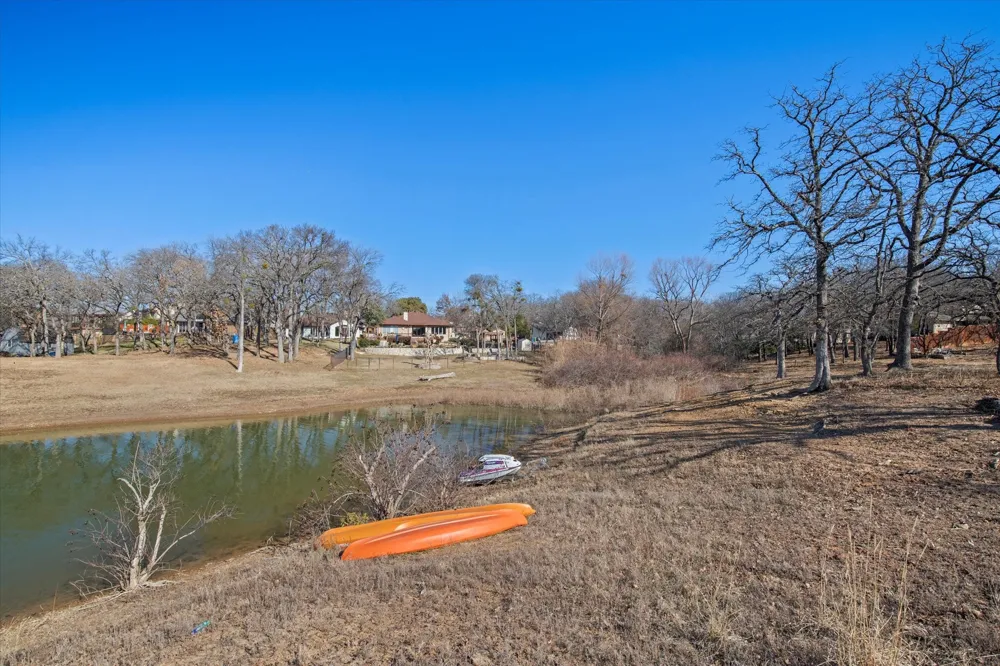18 Royal Oaks Boulevard Hickory Creek, TX 75065