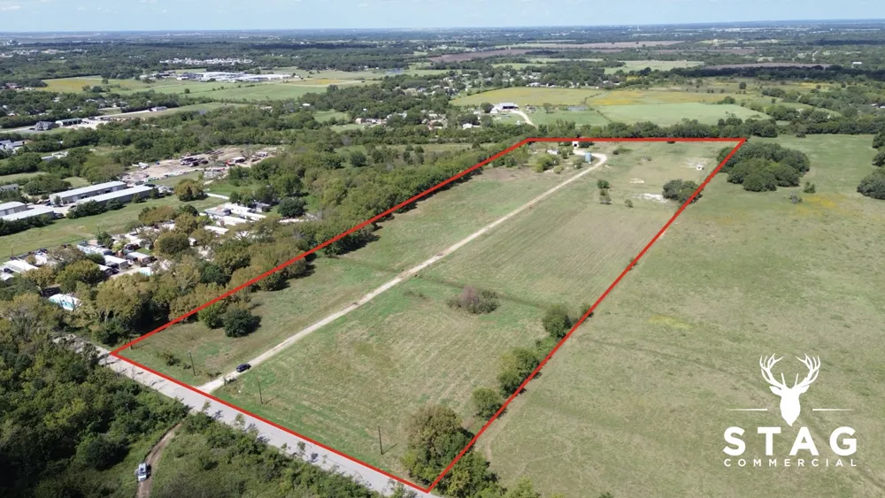 2701 Greenleaf Circle Denton, TX 76208