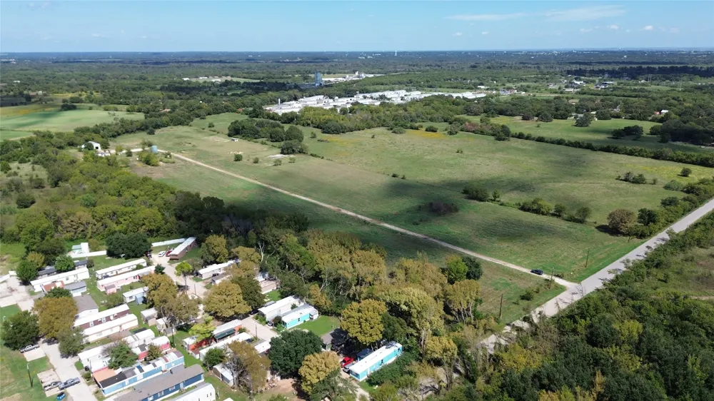 2701 Greenleaf Circle Denton, TX 76208