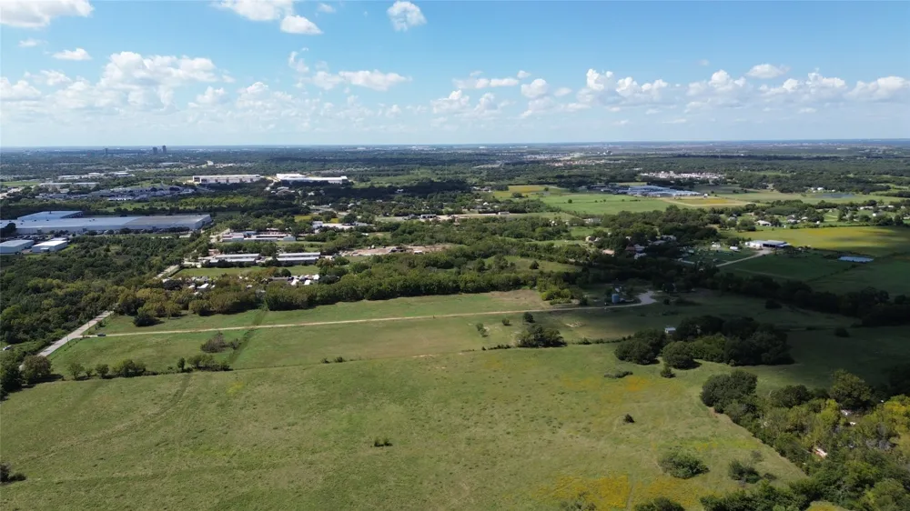 2701 Greenleaf Circle Denton, TX 76208