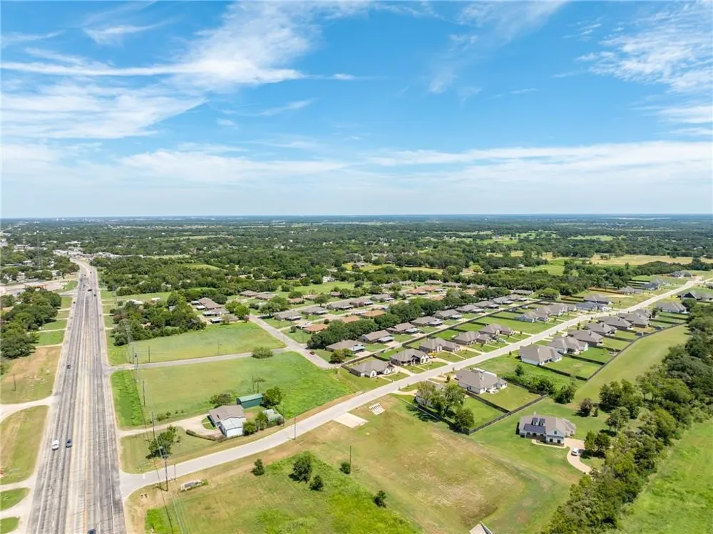 220 Fox Run Lane Robinson, TX 76706