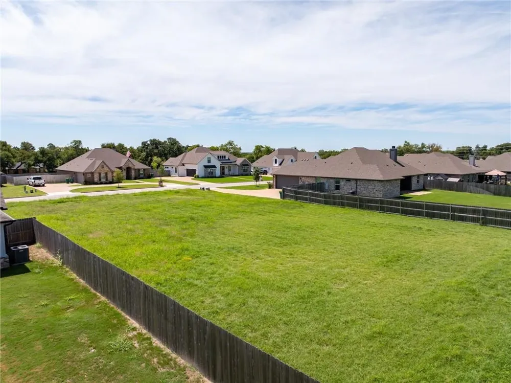 220 Fox Run Lane Robinson, TX 76706