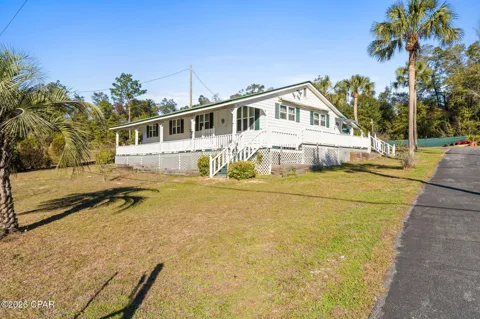 2686 Mona Lane