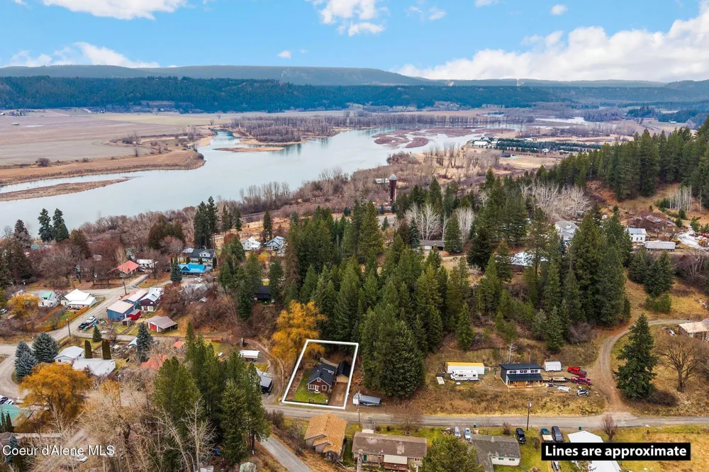 6885 Hazel Street Bonners Ferry, ID 83805