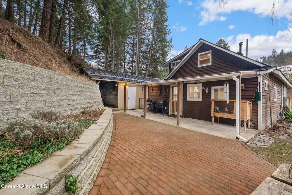 6885 Hazel Street Bonners Ferry, ID 83805