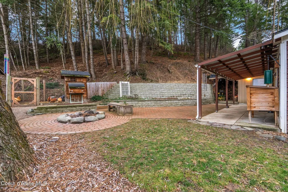 6885 Hazel Street Bonners Ferry, ID 83805