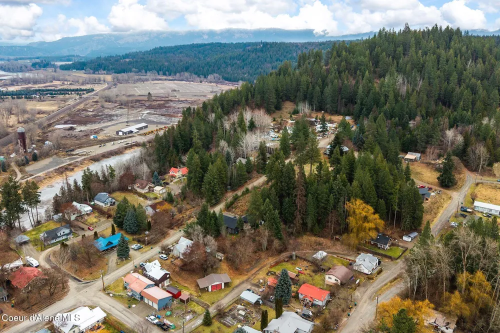6885 Hazel Street Bonners Ferry, ID 83805