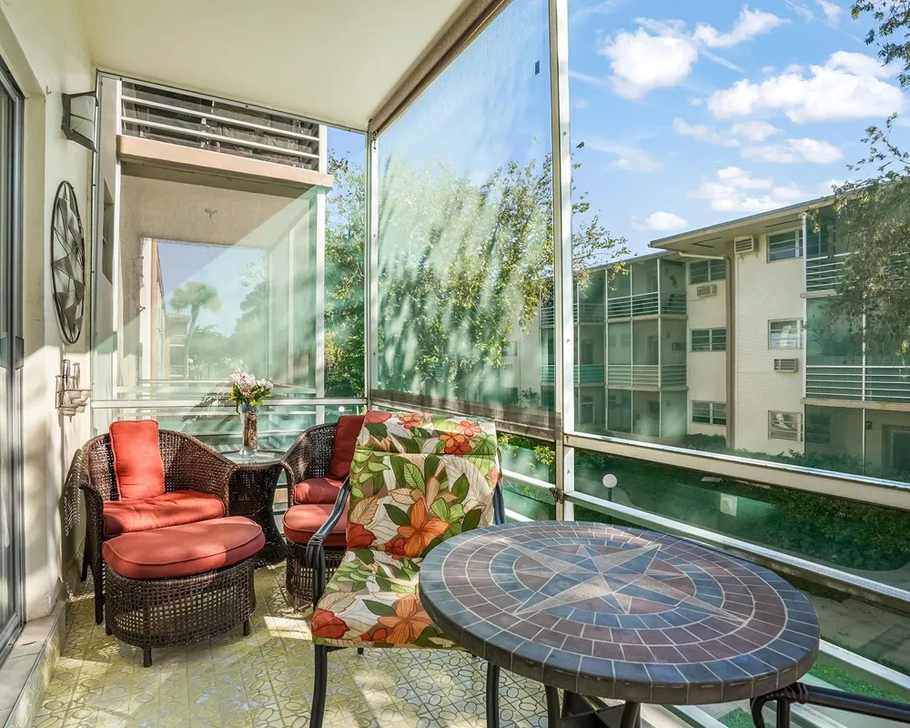 16750 NE 14th Avenue #212