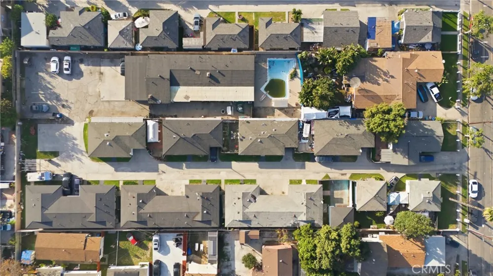 5222 Live Oak Cudahy, CA 90201