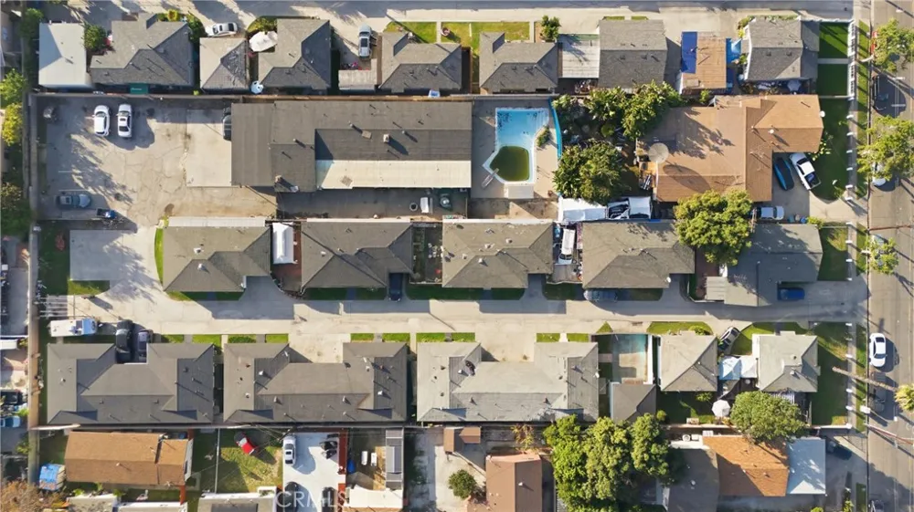 5222 Live Oak Cudahy, CA 90201