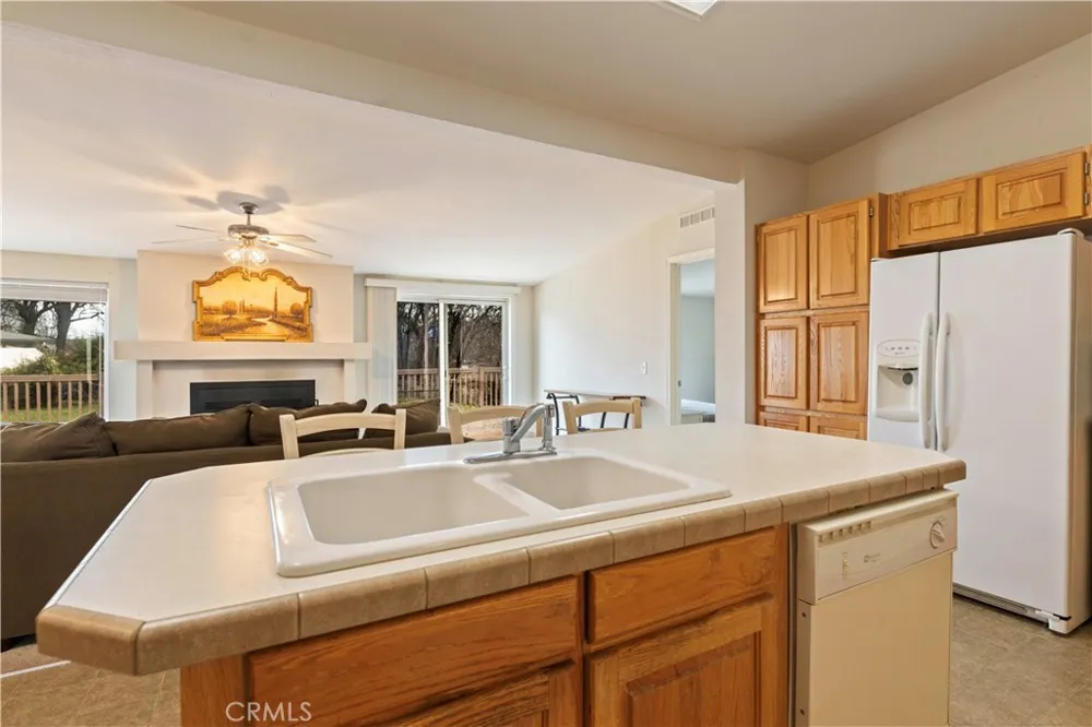 2816 Park View Drive Lakeport, CA 95453