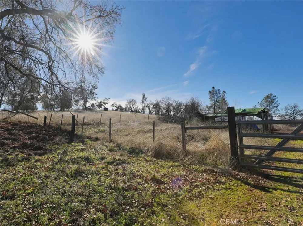 19755 Grange Middletown, CA 95461