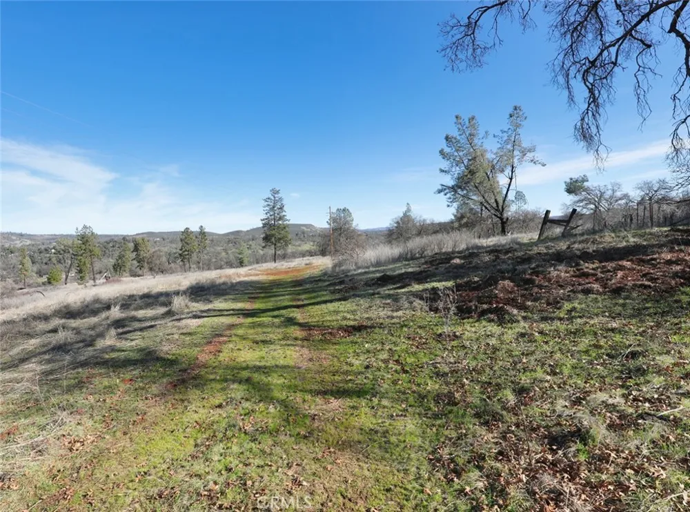 19755 Grange Middletown, CA 95461