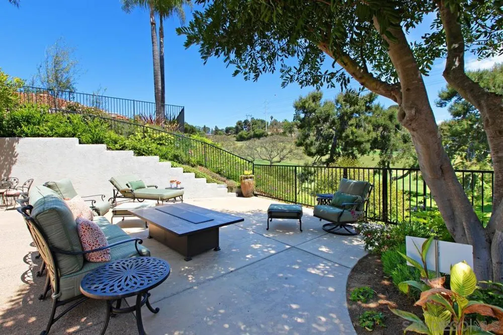 3040 CAMINITO TERCER VERDE Del Mar, CA 92014