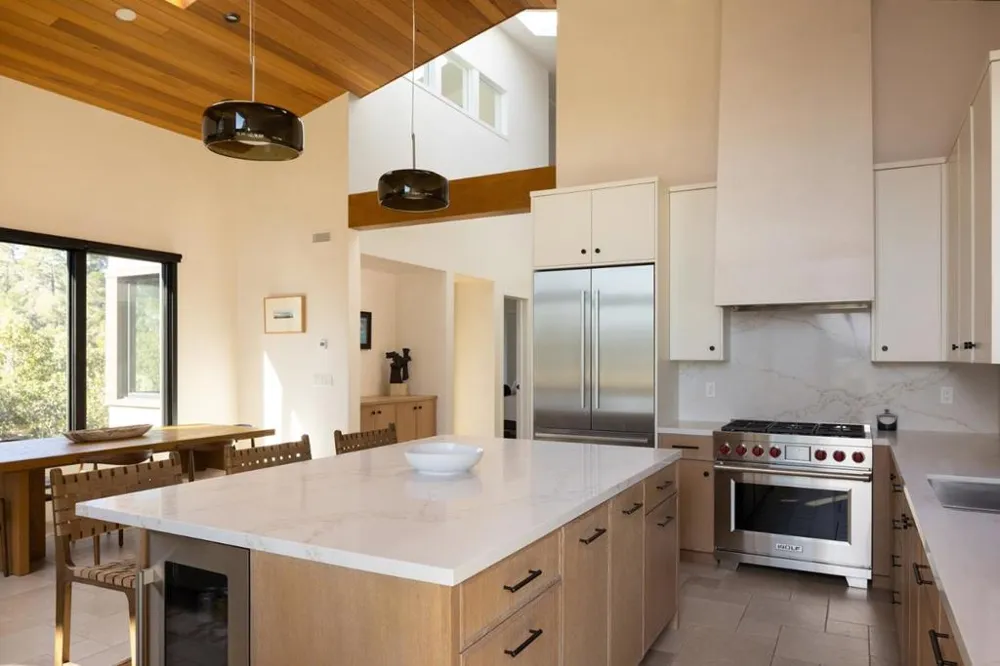 71 Este Canada Carmel, CA 93923
