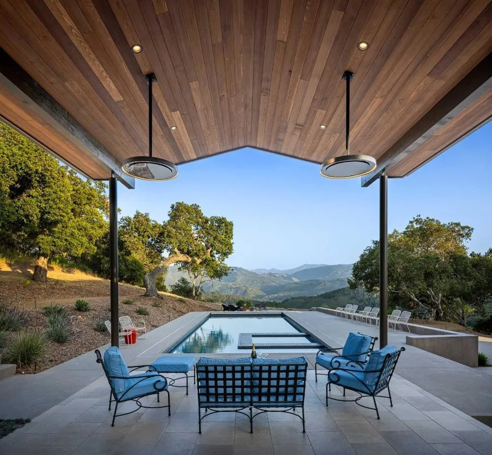 71 Este Canada Carmel, CA 93923