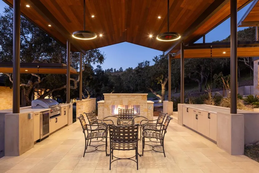 71 Este Canada Carmel, CA 93923
