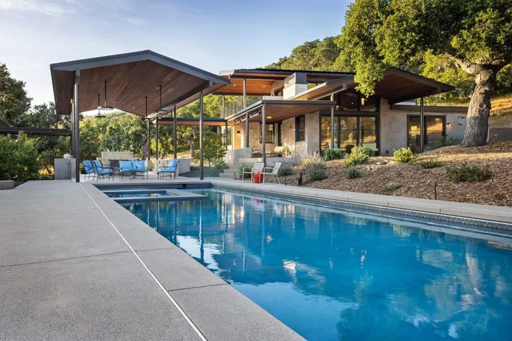 71 Este Canada Carmel, CA 93923
