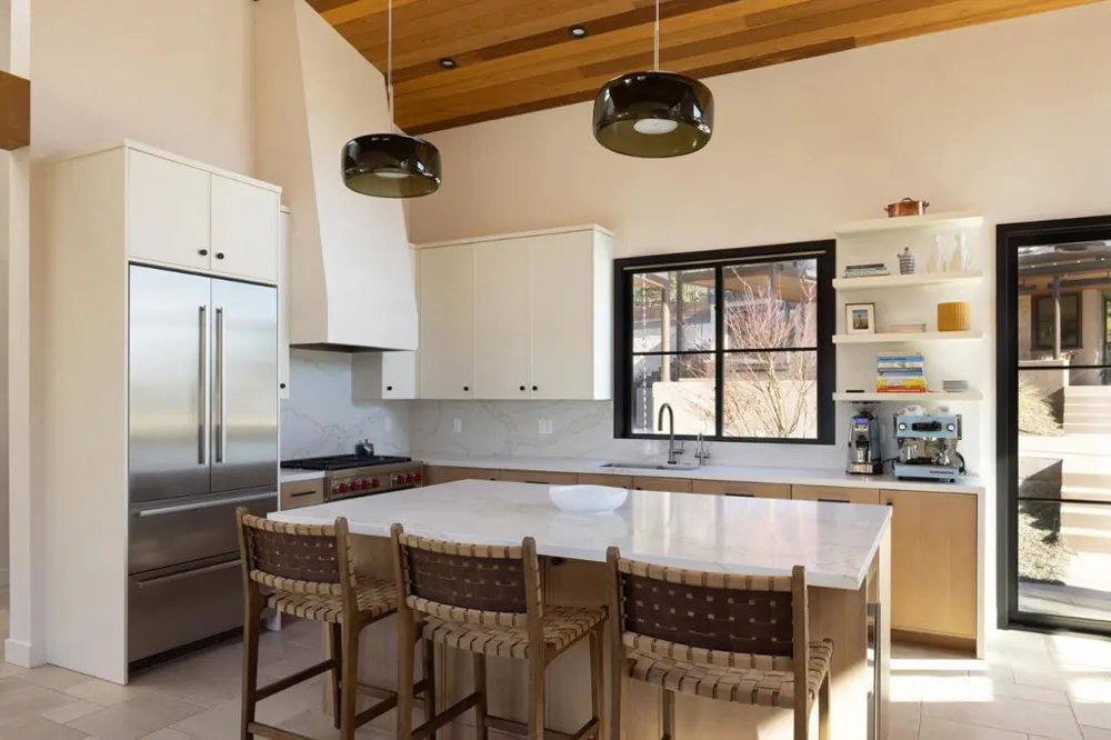 71 Este Canada Carmel, CA 93923