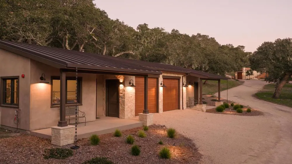 71 Este Canada Carmel, CA 93923