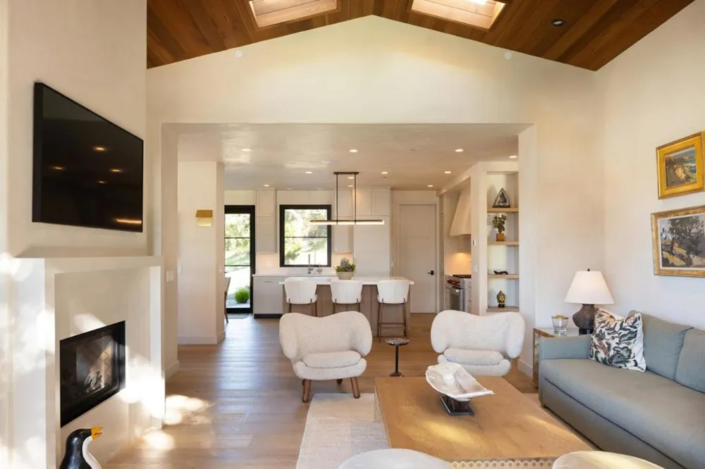 71 Este Canada Carmel, CA 93923