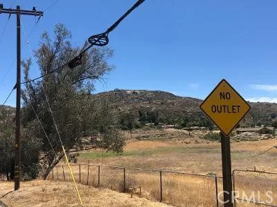 27475 Cornell Hemet, CA 92544